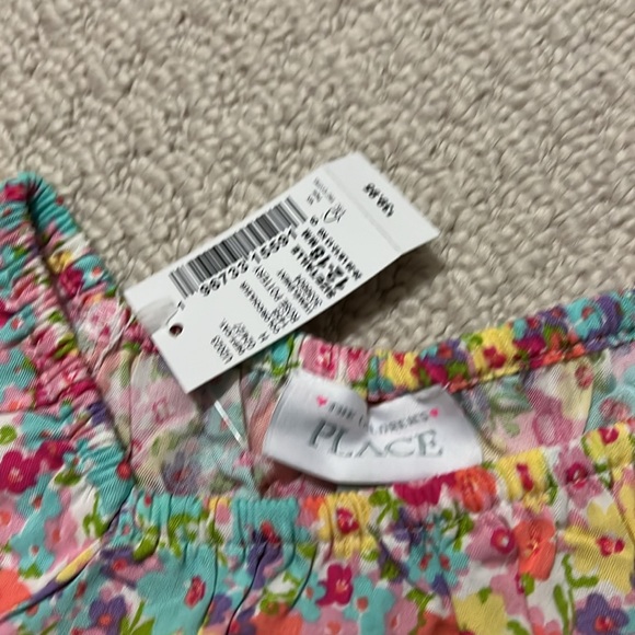 NWT - Floral Tiered Dress. The Children’s Place - Size 12-18 months. - Picture 4 of 6